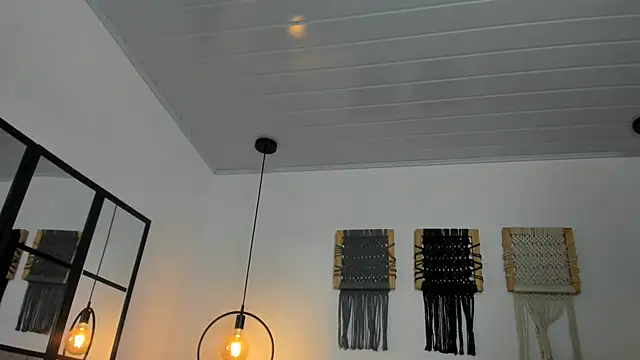 Snapshot of Sweet_camille chatting on 02-25-26, 02:12 Sweet camille online show from 02-25-26, 02:12