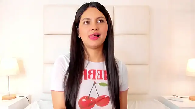 Snapshot of DulceColeman chatting on 02-24-26, 11:33 DulceColeman online show from 02-24-26, 11:33