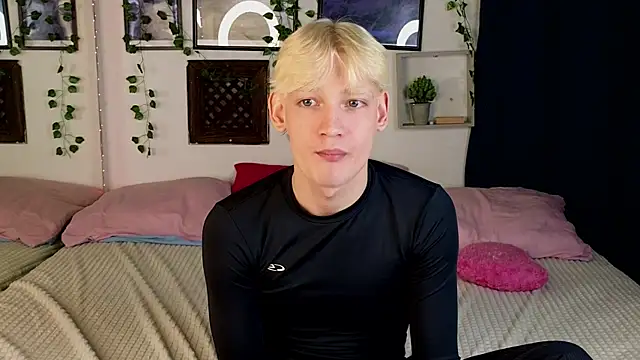 Nick Win online show from 01-28-25, 02:10