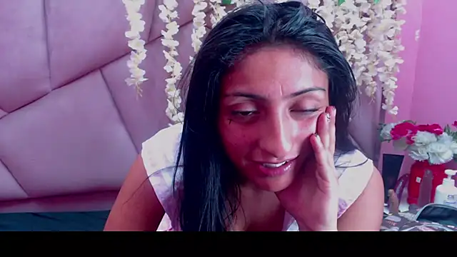 Snapshot of Cameron_cutte chatting on 03-20-25, 05:35 Cameron cutte online show from 03-20-25, 05:35