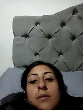 Snapshot of Cameron_cutte chatting on 10-22-25, 05:40 Cameron cutte online show from 10-22-25, 05:40