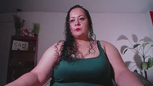 Snapshot of Aleia_Taylor chatting on 05-26-26, 06:22 Aleia Taylor online show from 05-26-26, 06:22