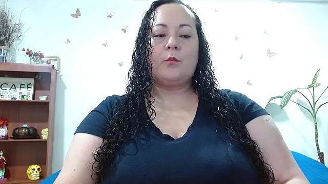 Snapshot of Aleia_Taylor chatting on 07-26-26, 02:18 Aleia Taylor online show from 07-26-26, 02:18