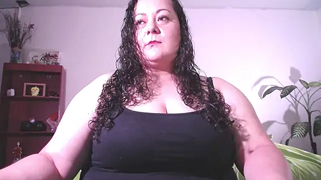 Snapshot of Aleia_Taylor chatting on 06-13-26, 11:13 Aleia Taylor online show from 06-13-26, 11:13