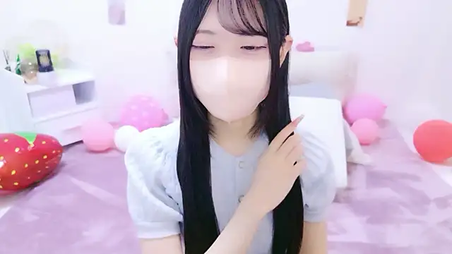 Suzu ch xx online show from 04-19-26, 12:17