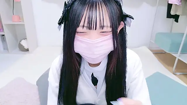 Suzu ch xx online show from 12-15-24, 04:37