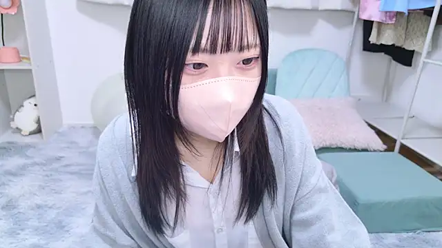 Suzu ch xx online show from 02-17-25, 02:17