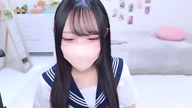 Suzu ch xx online show from 11-18-25, 03:04