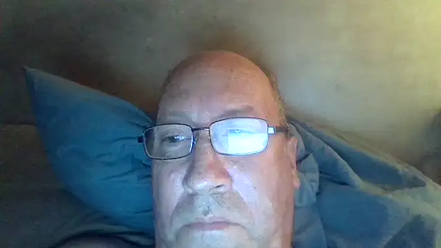 hornyrich69 online show from 12-17-25, 07:24