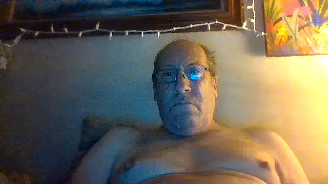 Snapshot of hornyrich69 chatting on 02-28-26, 04:56 hornyrich69 online show from 02-28-26, 04:56