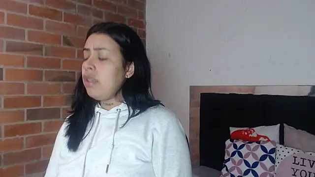 salome  hills1 online show from 12-05-25, 04:16