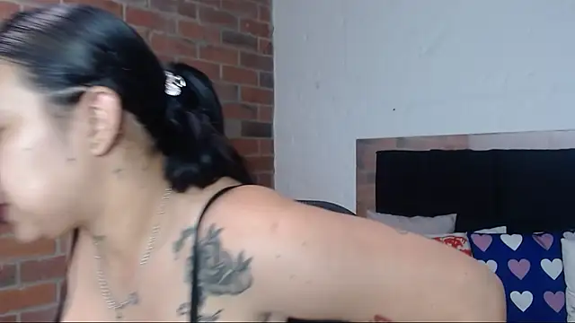 salome  hills1 online show from 09-12-25, 07:57