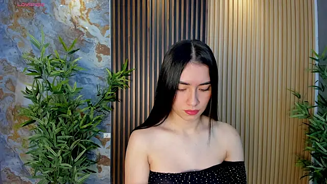 Snapshot of Emmaa_Robertss chatting on 10-23-25, 12:26 Emmaa Robertss online show from 10-23-25, 12:26
