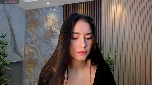 Snapshot of Emmaa_Robertss chatting on 10-12-25, 03:13 Emmaa Robertss online show from 10-12-25, 03:13