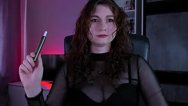 Snapshot of Goddess-Rose chatting on 06-24-26, 03:54 Goddess-Rose online show from 06-24-26, 03:54