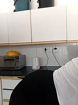 Snapshot of FreakyAngel3X chatting on 09-12-25, 09:42 FreakyAngel3X online show from 09-12-25, 09:42