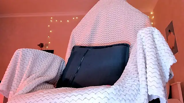 Britney Ross online show from 11-02-25, 03:55