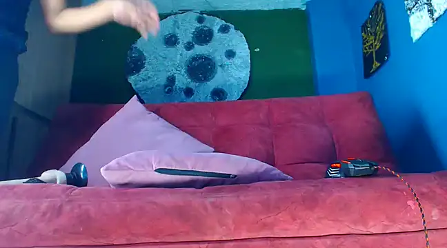 Mracialatina online show from 03-21-25, 06:40