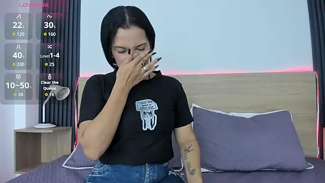 Chiqui milk  online show from 09-28-25, 12:34