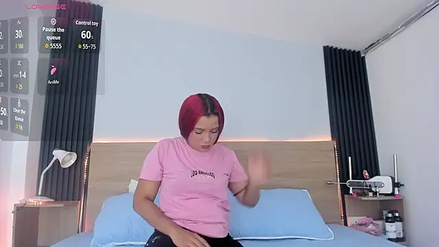 Chiqui milk  online show from 09-14-25, 01:11