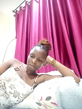 Naughty Girl17 online show from 03-19-26, 04:07