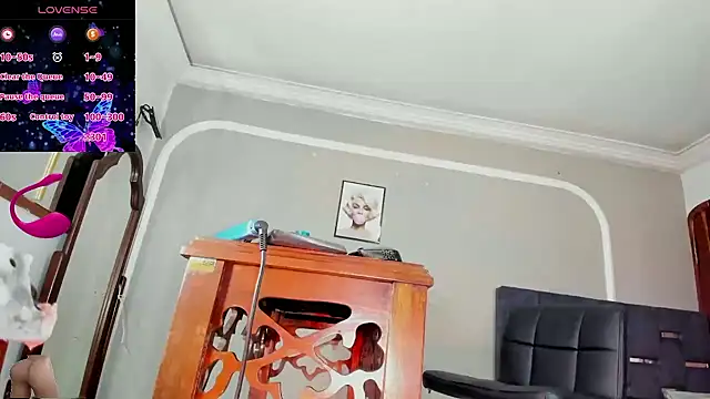 Snapshot of Jimena_Grey chatting on 02-12-26, 11:32 Jimena Grey online show from 02-12-26, 11:32