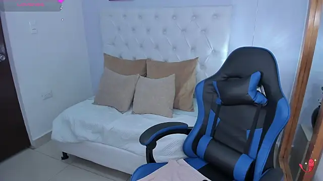 kitty kayo online show from 02-18-26, 03:59