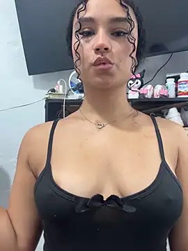 kitty kayo online show from 11-10-25, 04:17