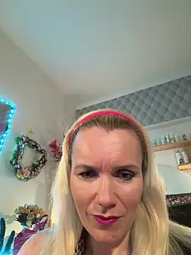 DirtyMargaret online show from 03-24-26, 03:06