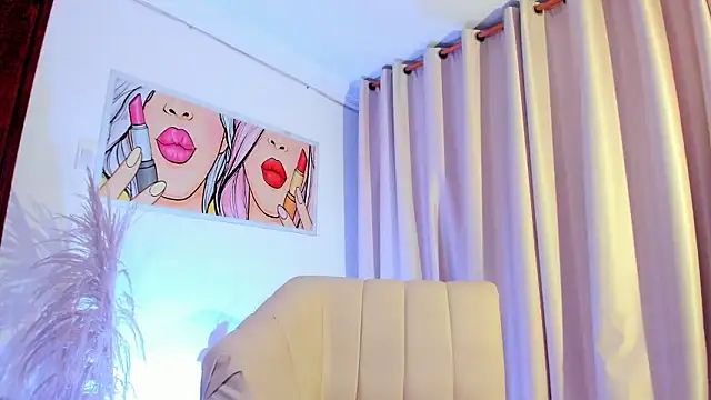 SkiinnyAna online show from 02-20-26, 07:38