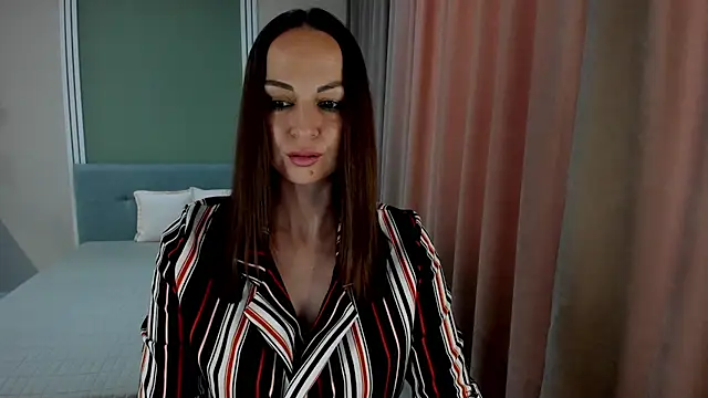 Amanda Goodwin  online show from 06-30-26, 02:28