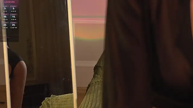 Snapshot of happywhores chatting on 11-23-25, 09:58 happywhores online show from 11-23-25, 09:58