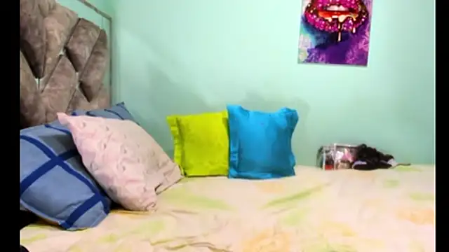 Evilmichellts1 online show from 02-25-26, 03:45