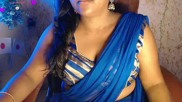 Snapshot of Prita07 chatting on 06-14-26, 12:29 Prita07 online show from 06-14-26, 12:29