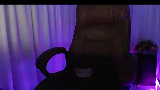 Prita07 online show from 03-17-25, 04:01