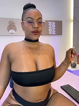 Esmeralda Duarte online show from 03-05-26, 04:09