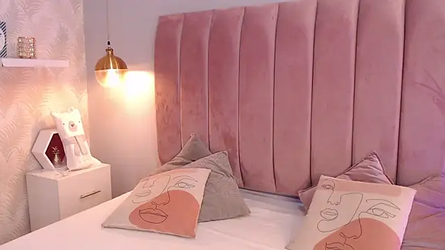 LeenaBrown online show from 03-05-26, 12:46