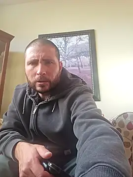 JeepinAround online show from 12-18-25, 05:17