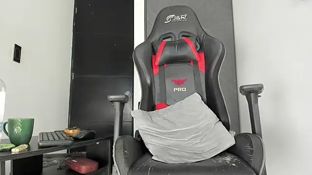 sergiio mesa27 online show from 11-19-25, 02:06