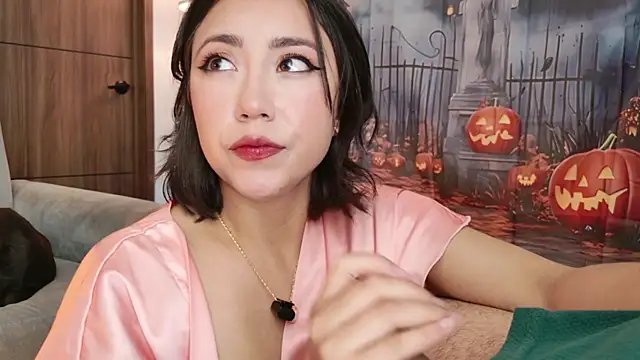 Snapshot of Hot_Couple666 chatting on 10-24-25, 04:06 Hot Couple666 online show from 10-24-25, 04:06