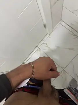 Kurtsikicixh online show from 03-12-26, 08:35