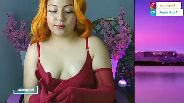 PurpleHaze17 online show from 10-28-25, 12:00