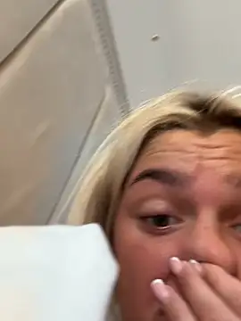 IrishTeenBarbie69 online show from 03-26-26, 08:34