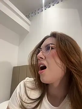  Miss Kimm online show from 03-27-26, 12:28