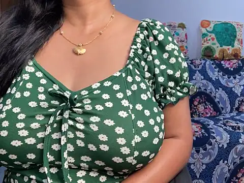 Aishwarya 101  online show from 10-26-25, 05:13