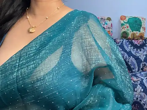 Aishwarya 101  online show from 10-25-25, 09:48