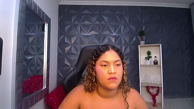 Cristal War online show from 12-21-25, 11:05