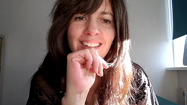 Ella Next Door online show from 03-02-26, 08:54