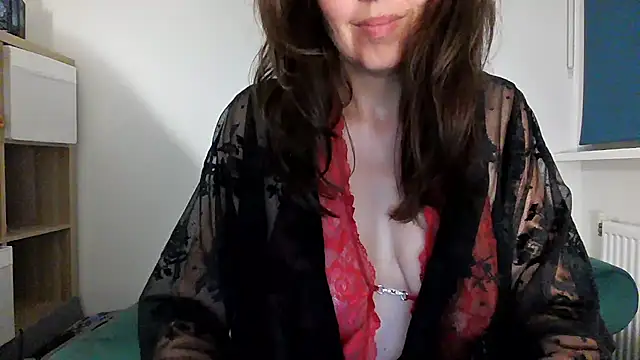 Ella Next Door online show from 06-14-26, 10:11