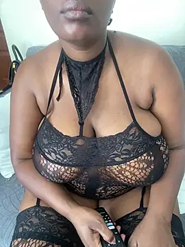 Snapshot of Naughty-sonia2 chatting on 02-02-26, 07:40 Naughty-sonia2 online show from 02-02-26, 07:40